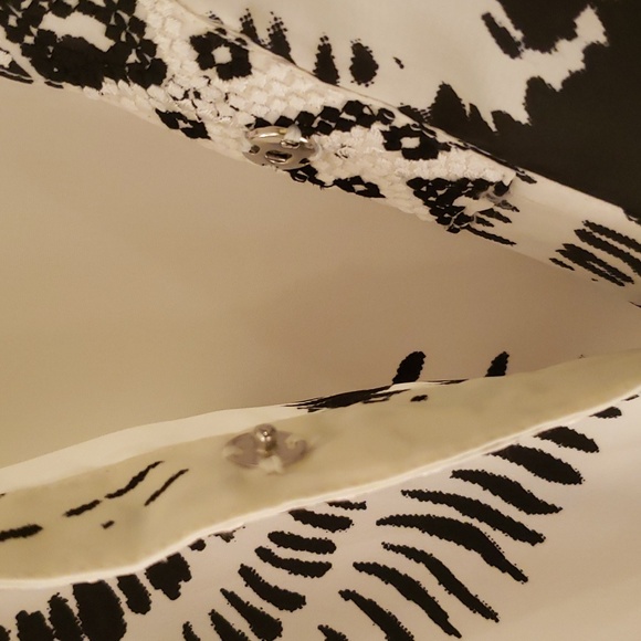 Blouse - Picture 8 of 8